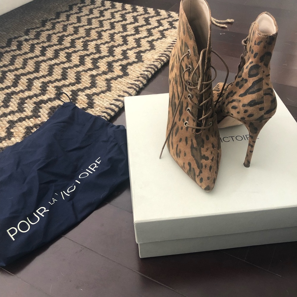 Animal print lace-up boots by PLV